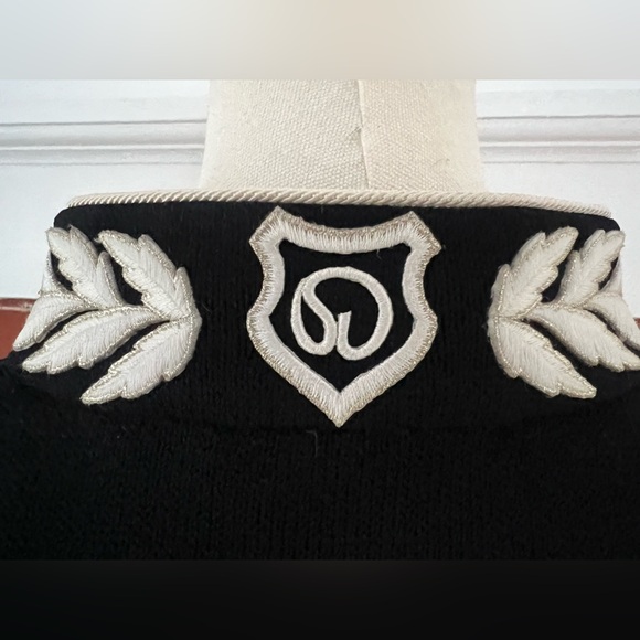 St John Santana Knit Embroidered Jacket Zip Front in Black Signature Hardware - Picture 15 of 17